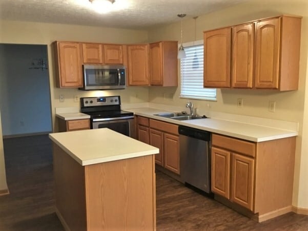 35 Wrens Nest Ct in Pataskala, OH - Building Photo - Building Photo