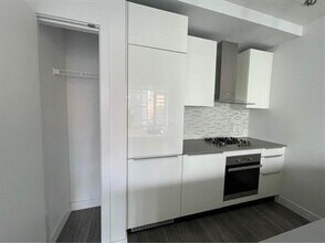 1283 Howe St in Vancouver, BC - Building Photo - Building Photo