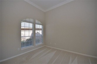 1543 Harness Oaks Ct in Houston, TX - Building Photo - Building Photo