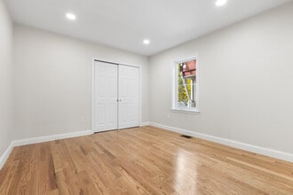 322 Jefferson Ave, Unit 1 in Salem, MA - Foto de edificio - Building Photo