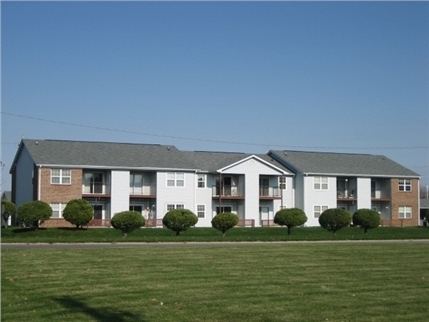 Clinton Estates Luxury Apartments in Frankfort, IN - Building Photo