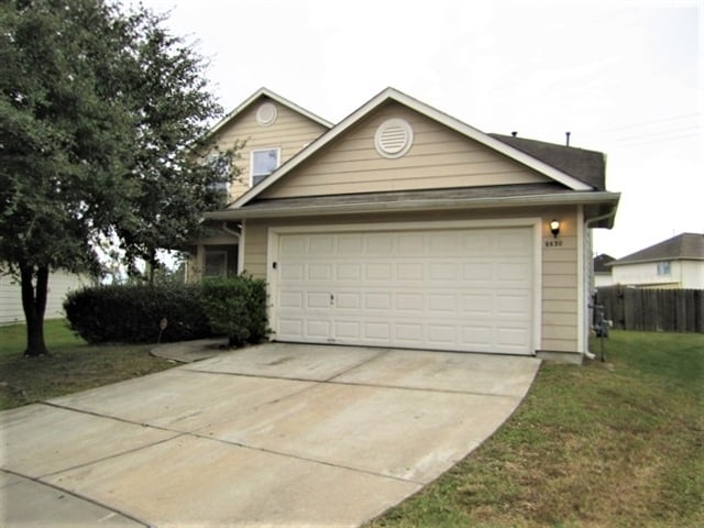 9530 Belleclarie Ln