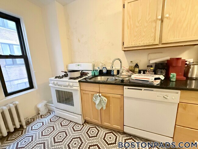 452 Park Dr in Boston, MA - Building Photo - Building Photo