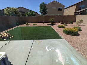 163 White Mule Ave in Las Vegas, NV - Building Photo - Building Photo