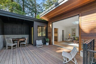 15 Heuters Ln in Mill Valley, CA - Building Photo - Building Photo