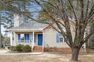 5701 Woof Pl in Knightdale, NC - Building Photo