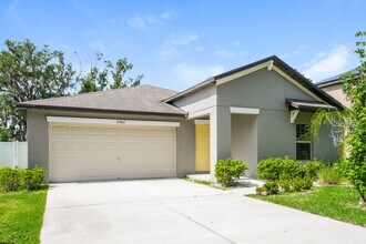 39862 Dawson Chase Dr in Zephyrhills, FL - Building Photo - Building Photo