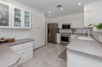 396 Bayshore Dr in Venice, FL - Building Photo - Building Photo