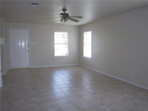 1702 Lloydminister Way in Cedar Park, TX - Building Photo - Building Photo