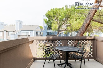 43 Rock Harbor Ln in Foster City, CA - Building Photo - Building Photo