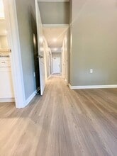 4424 LA-22 in Mandeville, LA - Foto de edificio - Building Photo