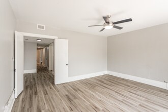 63 E Palmer St in Detroit, MI - Building Photo - Building Photo