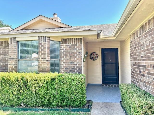 311 Valley Spring Dr in Arlington, TX - Building Photo - Building Photo