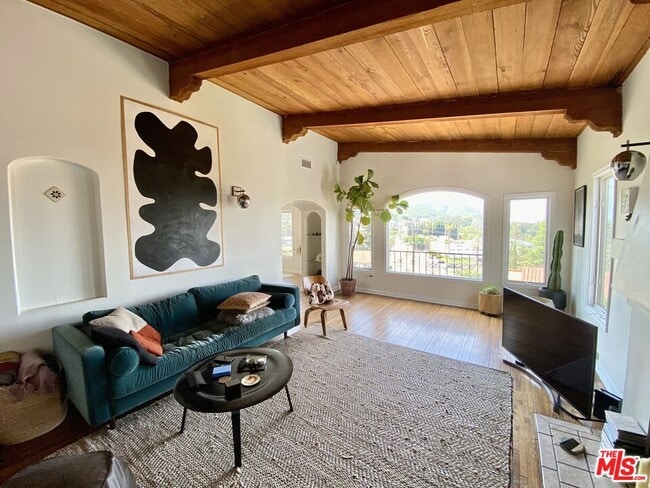 3702 Arbolada Rd in Los Angeles, CA - Building Photo - Building Photo