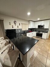 246 Verdi St in Davenport, FL - Foto de edificio - Building Photo