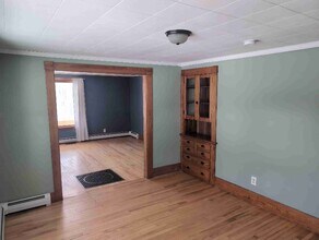 15 Donald St in Waterville, ME - Building Photo - Building Photo