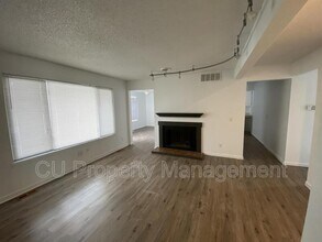922 Kara Dr in Champaign, IL - Building Photo - Building Photo