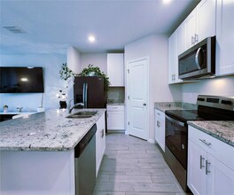 17015 Coral Key Dr in Nokomis, FL - Building Photo - Building Photo