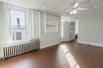 615 N George St in York, PA - Foto de edificio - Building Photo