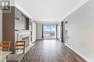 545 St. Laurent Blvd in Ottawa, ON - Building Photo - Building Photo