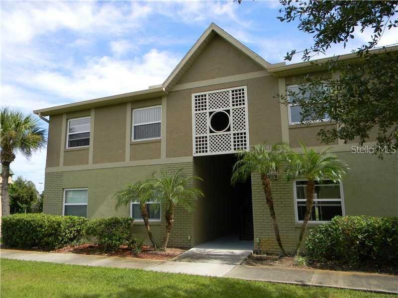2401 Barley Club Dr in Orlando, FL - Building Photo