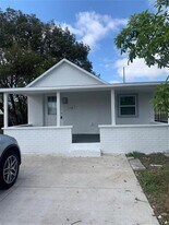 1116 Florida Ave in St. Cloud, FL - Building Photo