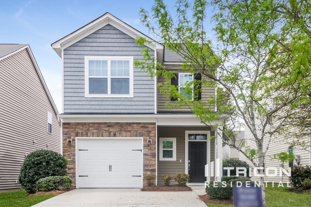 413 Laurel Leaf Dr in West Columbia, SC - Building Photo