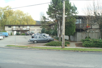 Executive Apartments in Sumner, WA - Building Photo - Other