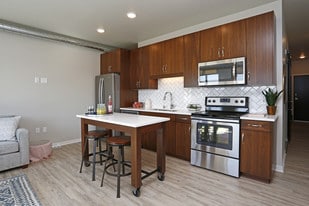 Oaks Union Depot in St. Paul, MN - Building Photo