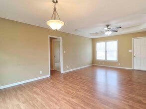 613 Joshua Dr in Clarksville, TN - Building Photo - Building Photo