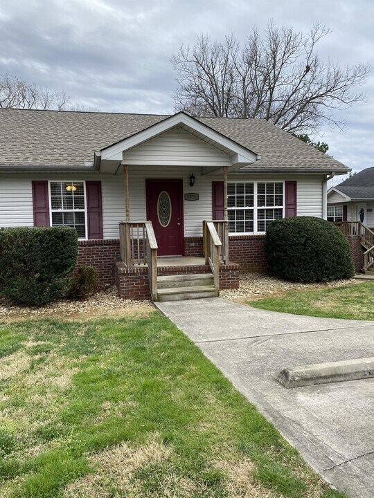 2916 Patrick Ave in Maryville, TN - Building Photo