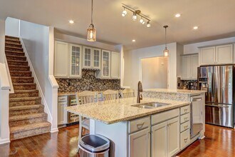 409 Golden Rod Ct in Griffin, GA - Building Photo - Building Photo