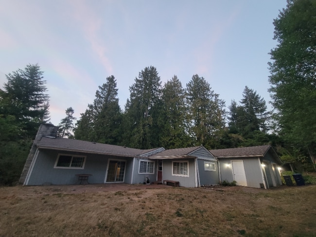 7417 170th Ave NE in Kenmore, WA - Building Photo - Building Photo