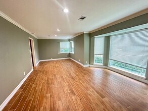 9317 Lugary Dr in Houston, TX - Building Photo - Building Photo
