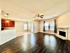 7419 Pony Creek in Missouri City, TX - Building Photo - Building Photo