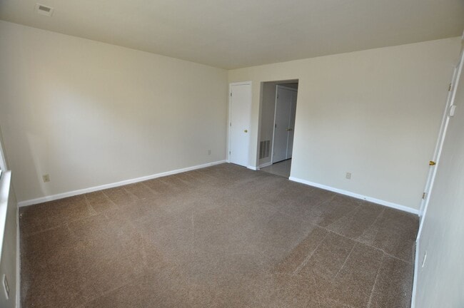1301 Richmond Ave in Chesapeake, VA - Building Photo - Building Photo
