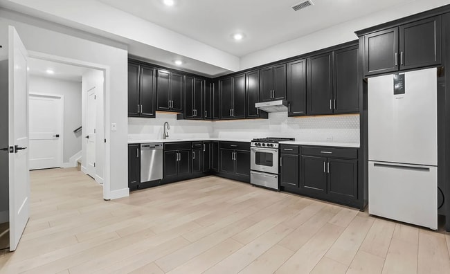 12051 Amplify Cir in Lone Tree, CO - Foto de edificio - Building Photo