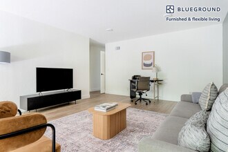 20200 Lucille Ave, Unit FL2-ID1437 in Cupertino, CA - Foto de edificio - Building Photo