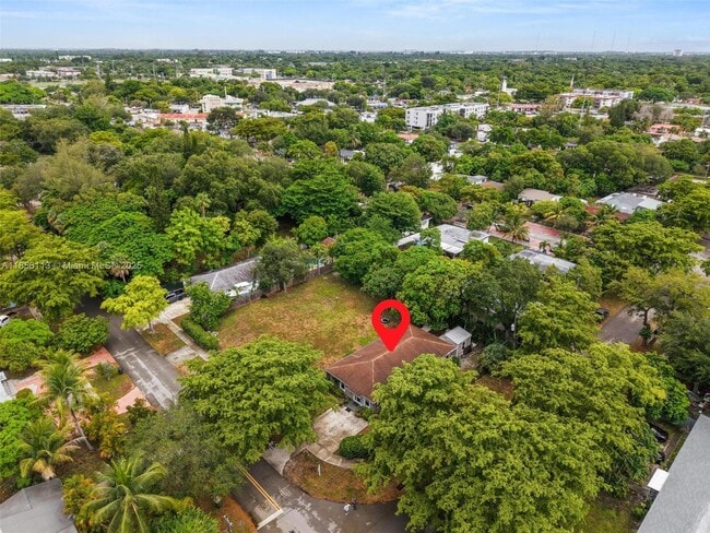 property at 1081 NE 132nd St