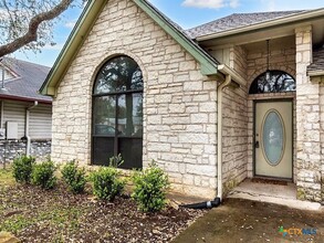 1810 Ramona Cir in San Marcos, TX - Building Photo - Building Photo