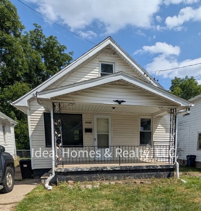 property at 1123 Ida Ave