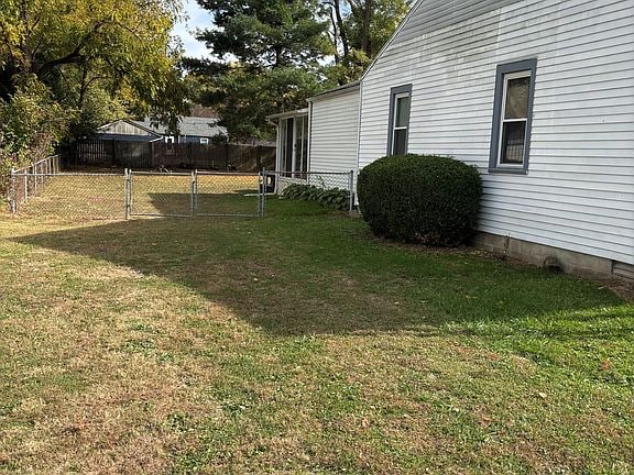 118 Webster St in Anderson, IN - Foto de edificio - Building Photo