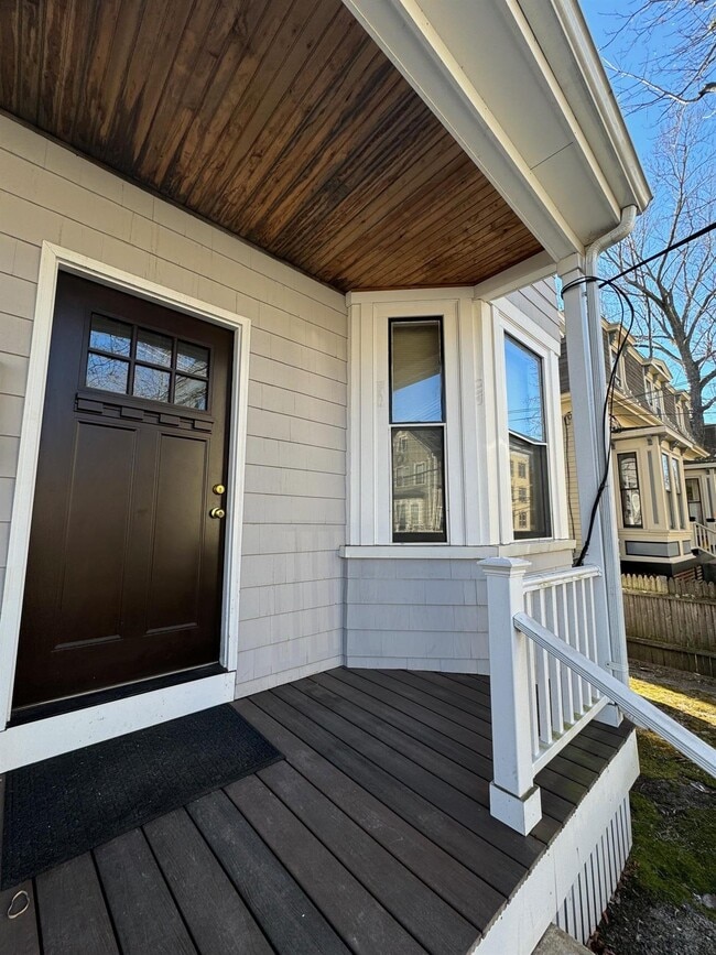 60 Sacramento St, Unit 1 in Cambridge, MA - Foto de edificio - Building Photo