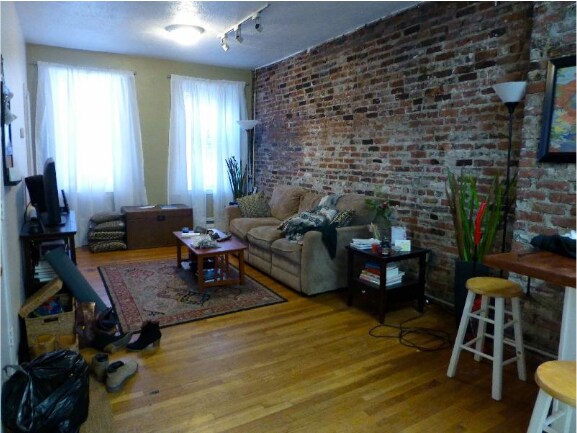 15 Garden St, Unit 2 in Boston, MA - Building Photo - Building Photo