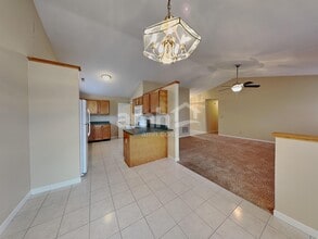 1002 Leland St in Fortville, IN - Foto de edificio - Building Photo