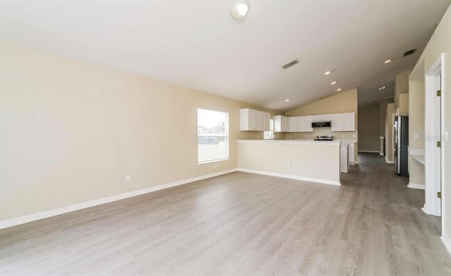 10456 Clarion St in Spring Hill, FL - Building Photo - Building Photo