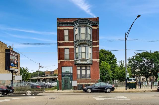 1769 N Clybourn Ave in Chicago, IL - Building Photo