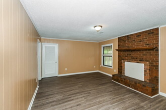 5657 Rensslaer Dr in Memphis, TN - Building Photo - Building Photo