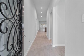 18218 Windy Knl Wy in Houston, TX - Building Photo - Building Photo