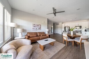 84 San Filippo Dr SE, Unit 08-8307 in Palm Bay, FL - Building Photo